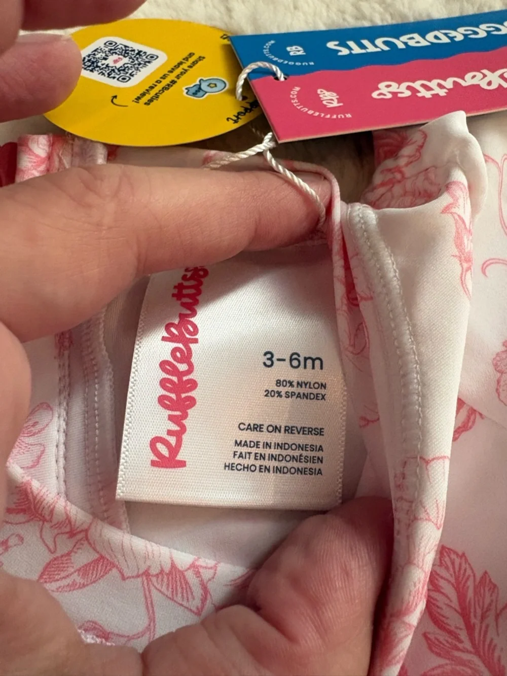 NWT - Rufflebutts Baby Girl long-sleeve rash guard bathing suit - Picture 7 of 7